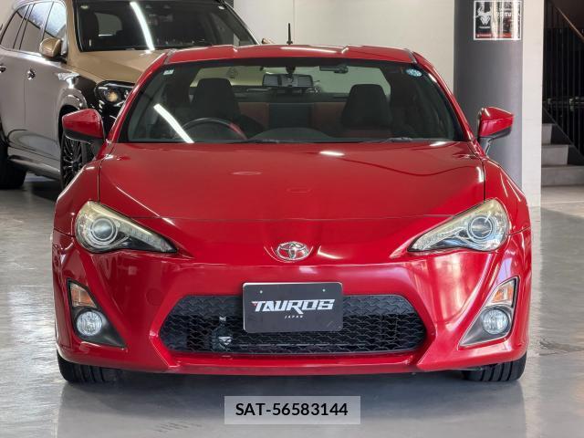 Toyota 86 2014-03 8647715-9