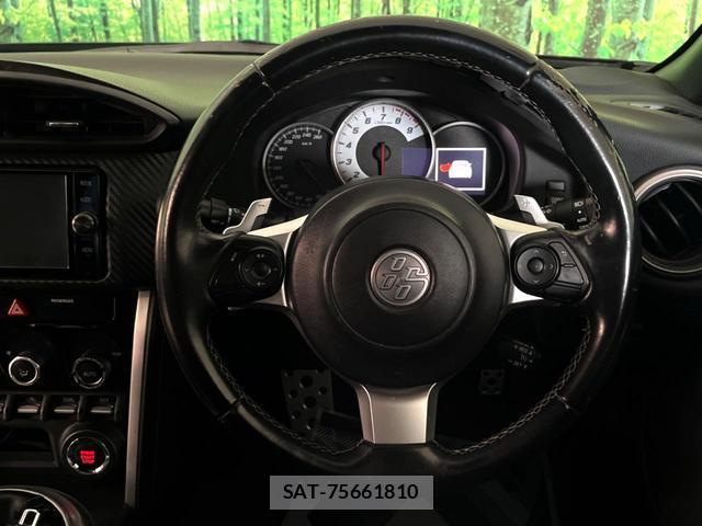 Toyota 86 2017-05 8648296-12