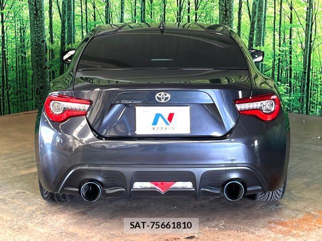Toyota 86 2017-05 8648296-9