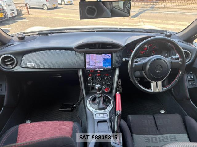 Toyota 86 2013-04 8649119-2