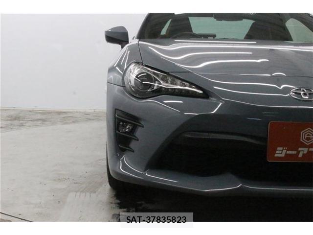 Toyota 86 2018-03 8649576-10