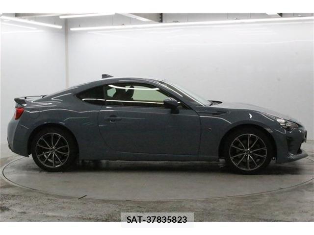 Toyota 86 2018-03 8649576-3