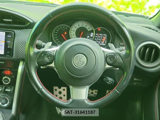 Toyota 86 2017-04 8650801-13