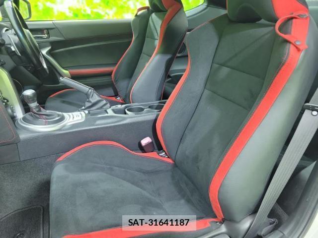 Toyota 86 2017-04 8650801-6
