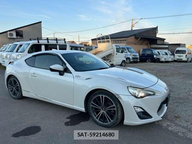 Toyota 86 2014-01 8651770-12