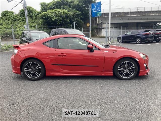 Toyota 86 2013-01 8651815-8