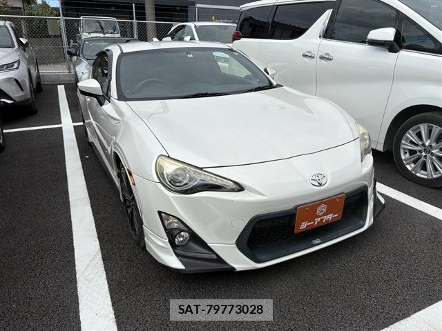 Toyota 86 2012-07 8651891-1
