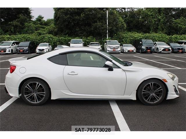 Toyota 86 2012-07 8651891-16