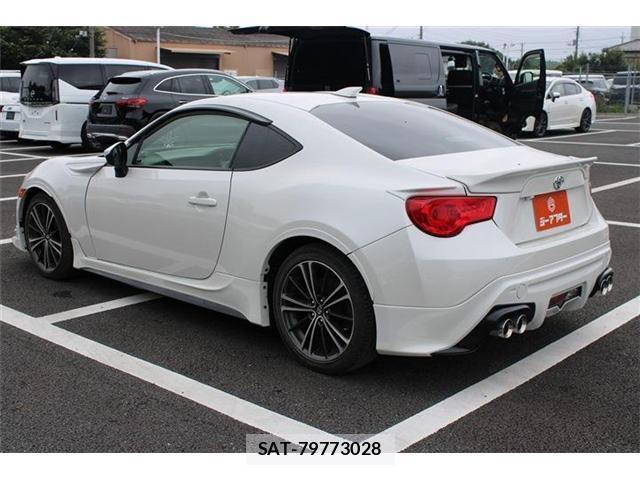 Toyota 86 2012-07 8651891-2