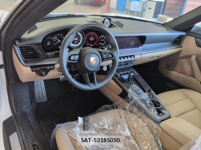 Porsche 911 2024-04 8648082-2