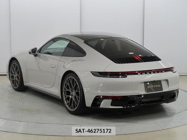 Porsche 911 2024-02 8649417-12