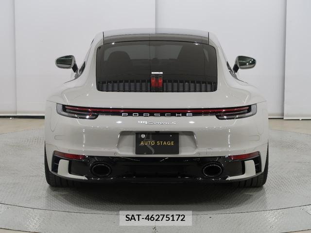 Porsche 911 2024-02 8649417-6