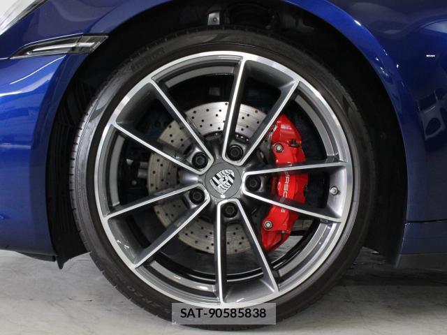Porsche 911 2021-03 8649600-15