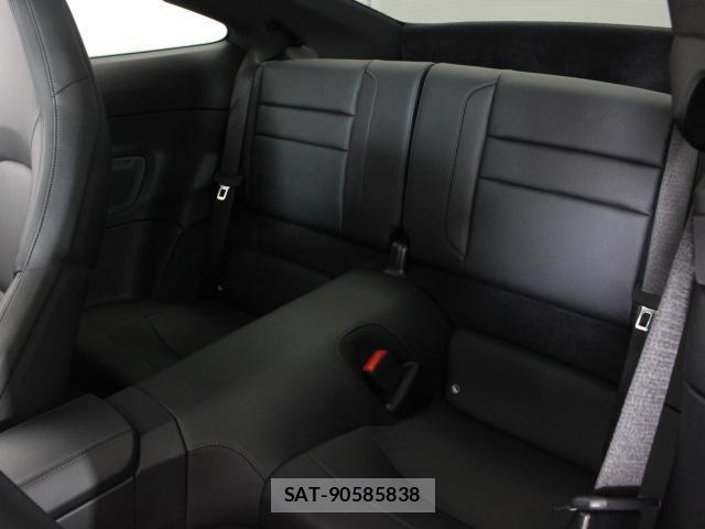Porsche 911 2021-03 8649600-9
