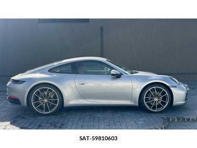 Porsche 911 2022 8649674-2