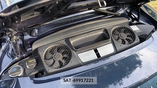 Porsche 911 2017-12 8651275-7