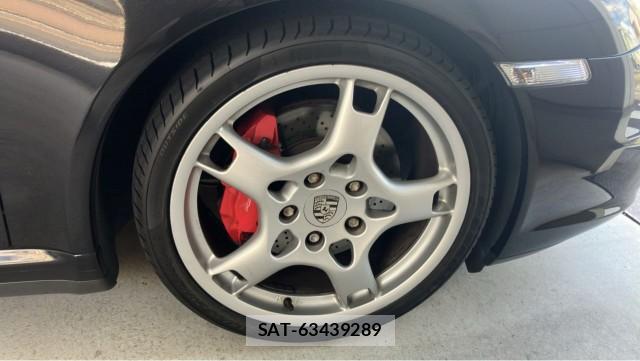 Porsche 911 2006-02 8651294-8