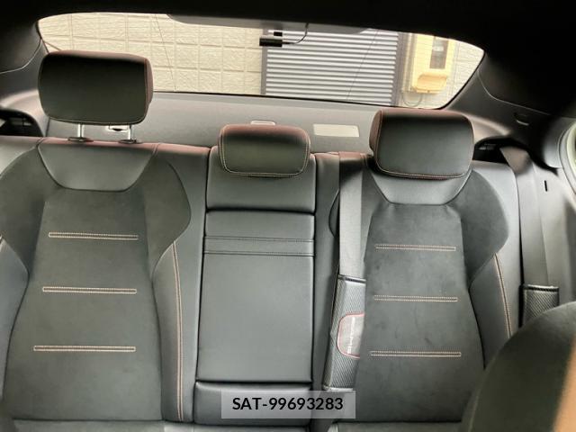 Mercedes Benz A-CLASS 2020-03 8648553-17