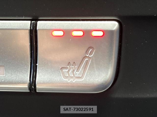 Mercedes Benz A-CLASS 2015-12 8646879-5