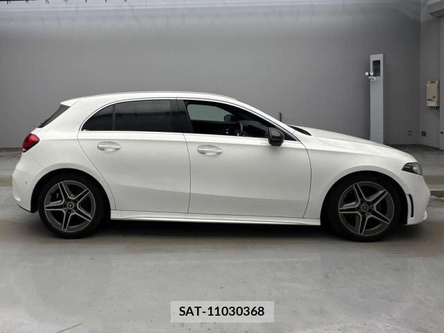Mercedes Benz A-CLASS 2019-07 8649007-3