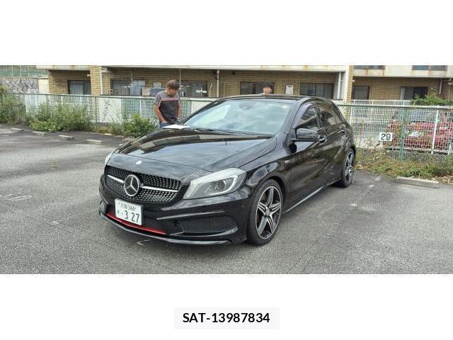 Mercedes Benz A-CLASS 2014-03 8652428-0