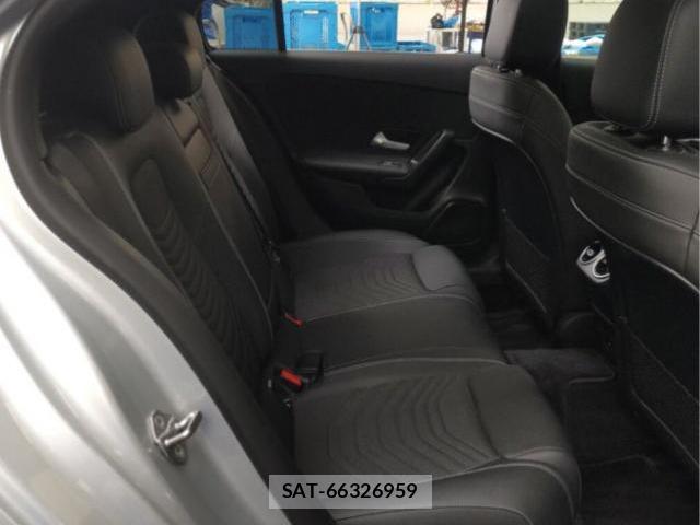 Mercedes Benz A-CLASS 2021-08 8652834-5
