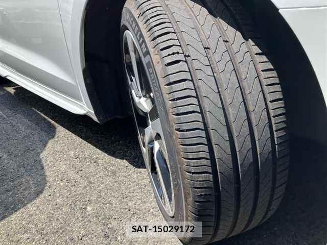 Audi A1 2025-01 8647050-8