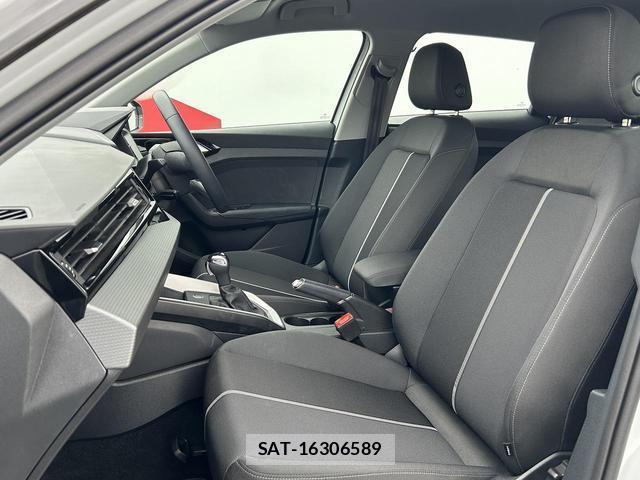 Audi A1 2025-01 8651859-13