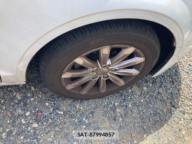 Audi A3 SEDAN 2014-09 8648709-3