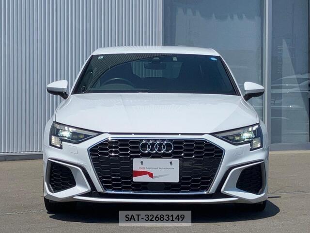 Audi A3 SEDAN 2022-04 8648971-4