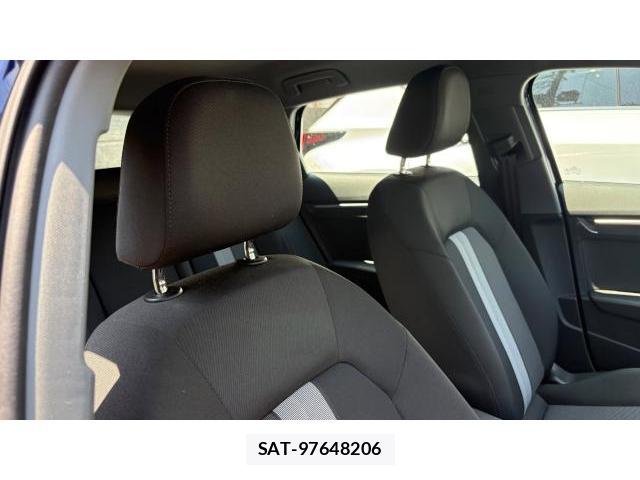 Audi A3 2023 8649641-5