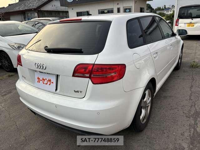 Audi A3 2012-10 8652146-2
