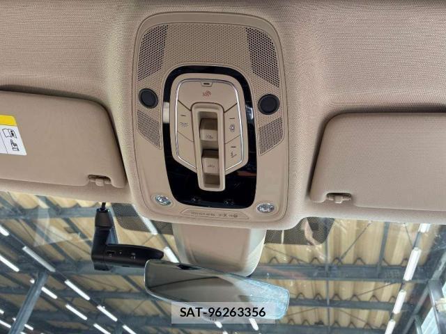 Audi A4 2021-06 8647002-6