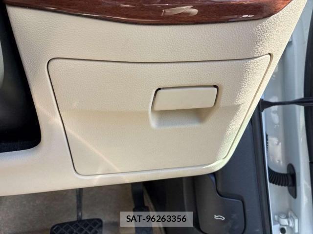 Audi A4 2021-06 8647002-7