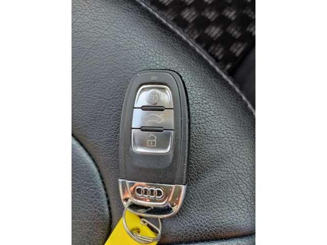 Audi A4 2012-12 8649474-19