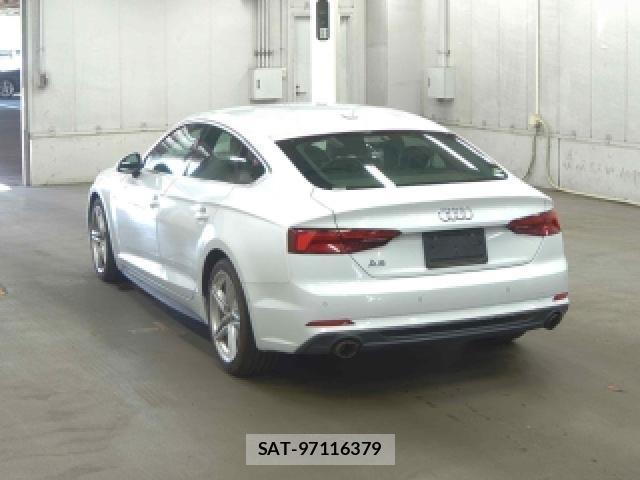 Audi A5 2019-07 8648880-3