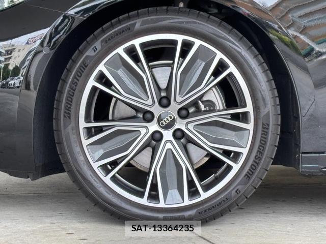 Audi A5 2026-06 8649581-18