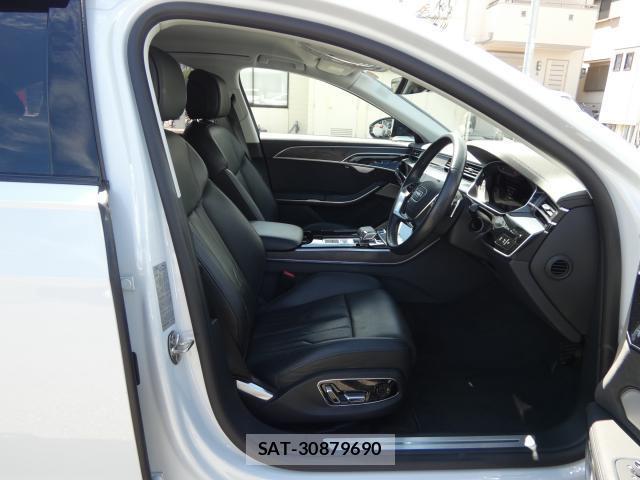 Audi A8 2022-01 8648855-13