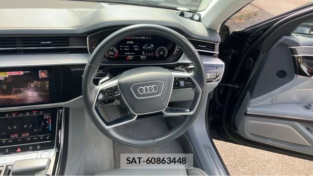 Audi A8 2018-12 8651388-16