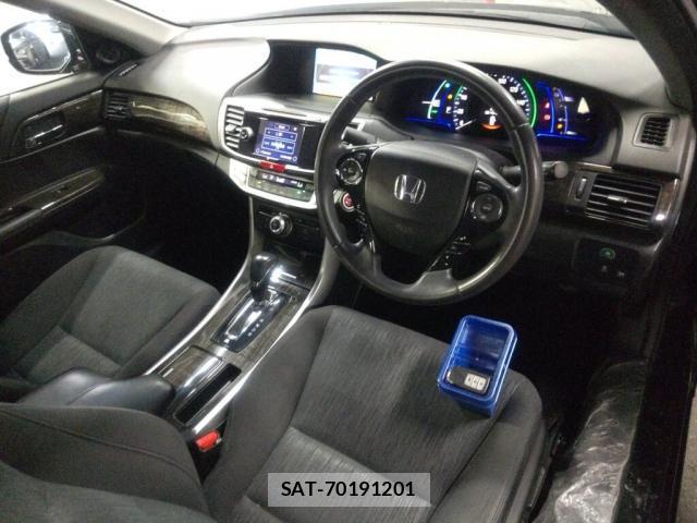 Honda ACCORD HYBRID 2014-01 8647175-2