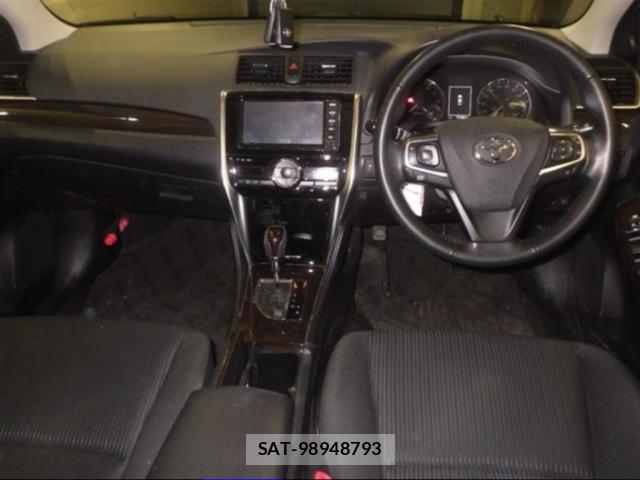 Toyota ALLION 2019-10 8649258-2