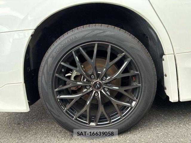Toyota ALPHARD HYBRID 2019-03 8647040-9