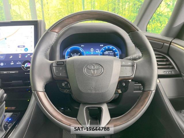 Toyota ALPHARD HYBRID 2023-08 8648793-11