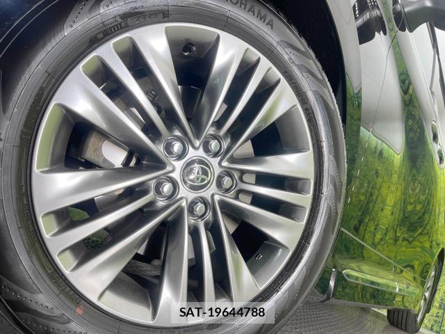 Toyota ALPHARD HYBRID 2023-08 8648793-13