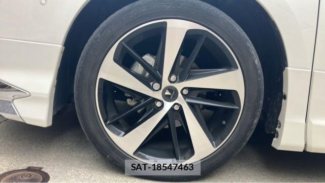 Toyota ALPHARD HYBRID 2021-09 8651323-8