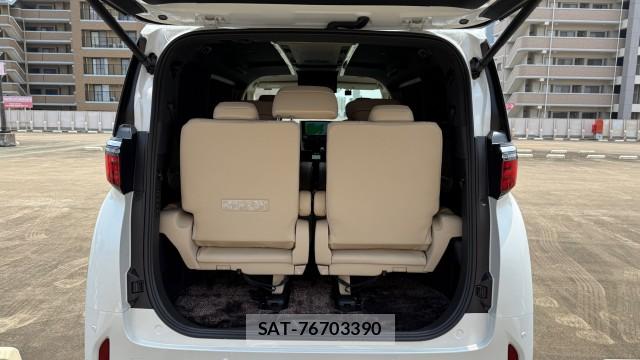 Toyota ALPHARD HYBRID 2024-11 8651344-17