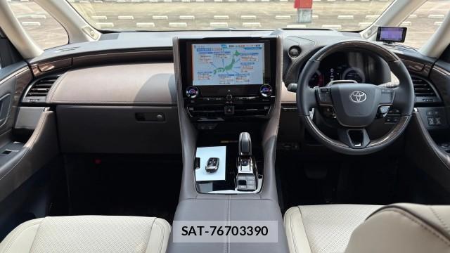 Toyota ALPHARD HYBRID 2024-11 8651344-2