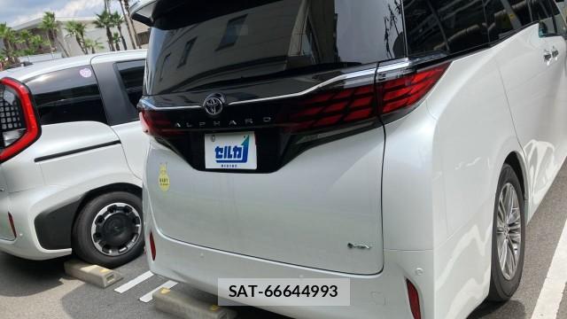 Toyota ALPHARD HYBRID 2024-03 8651419-1