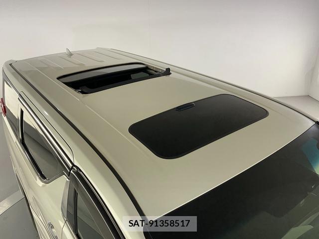 Toyota ALPHARD HYBRID 2017-01 8652724-11