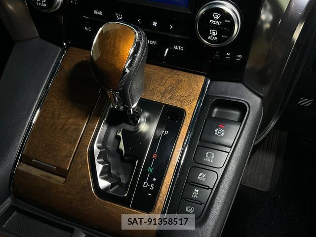 Toyota ALPHARD HYBRID 2017-01 8652724-16